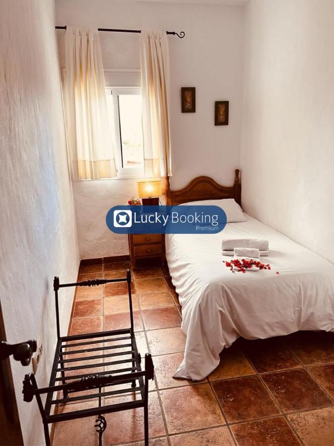 Zahara Lucky Booking Zahara de los Atunes Exteriör bild
